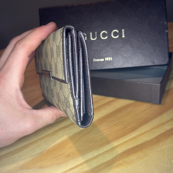 Authentic GUCCI canvas GG Monogram Long Wallet With Box - Picture 2 of 7